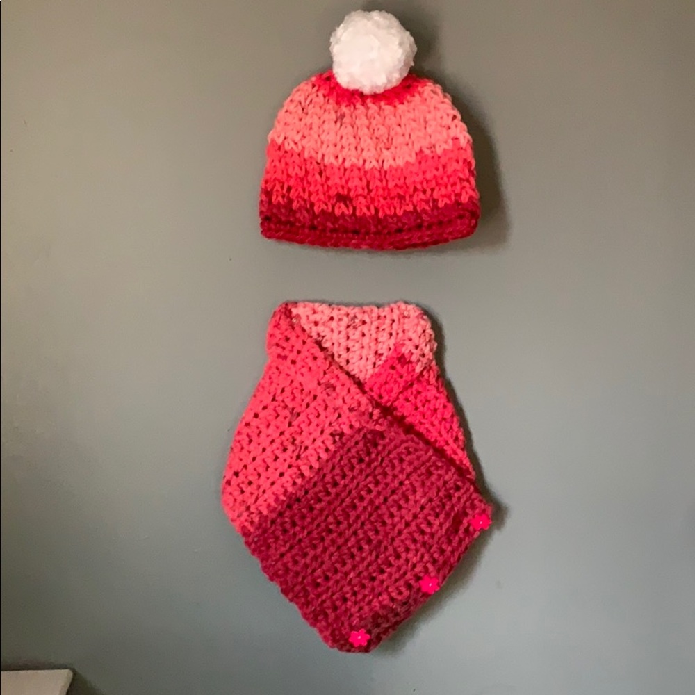 Winter hat and scarf set
